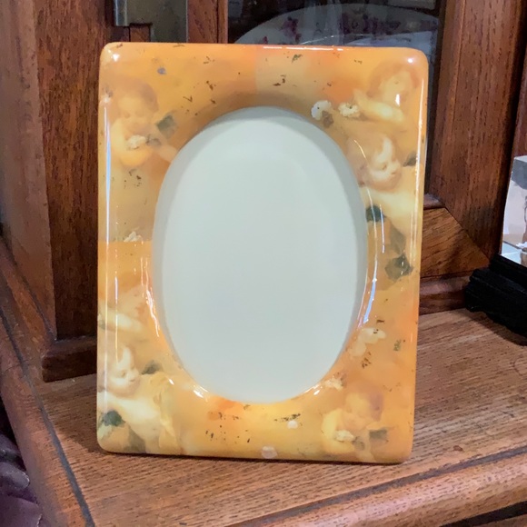 Super Cute Cherub Picture Frame - Picture 6 of 14